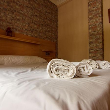 Rentalsevilla Centrico Apartamento Junto Al Guadalquivir Con Parking Coche Mediano Exterior foto