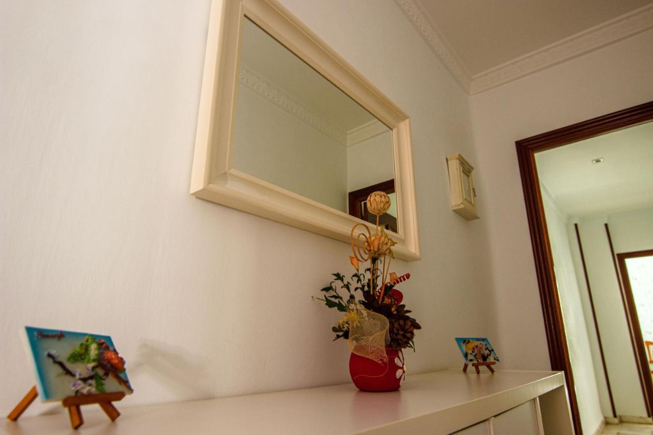 Rentalsevilla Centrico Apartamento Junto Al Guadalquivir Con Parking Coche Mediano Exterior foto